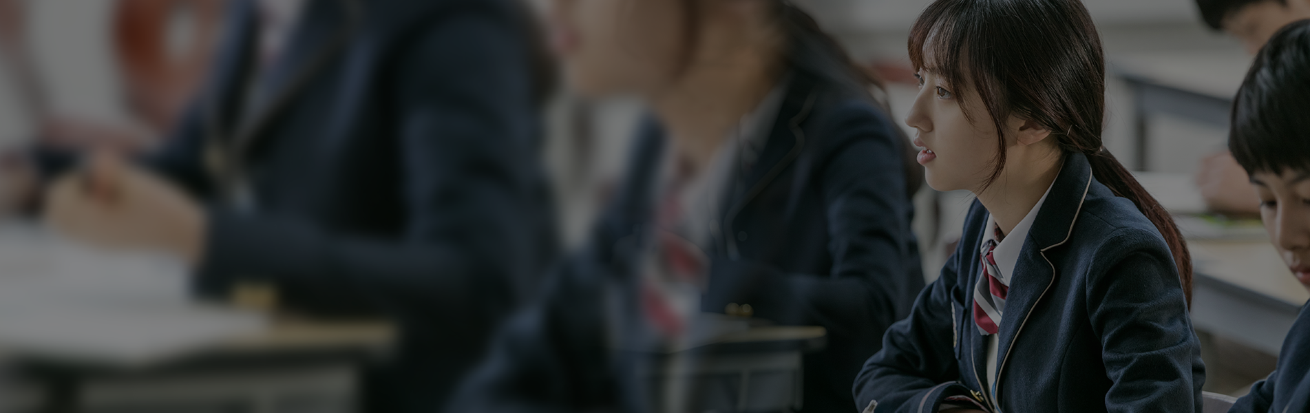 몰입국어의 체계적인<br>개인별 최상의 솔루션 제공|저희 몰입국어는 개인별 최상의 솔루션을 제공하며, 국어 내신/수능 1:1로 관리 해드리고 있습니다.